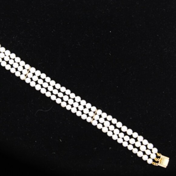 14K Three Strand Pearl Bracelet - Picture 7 of 11
